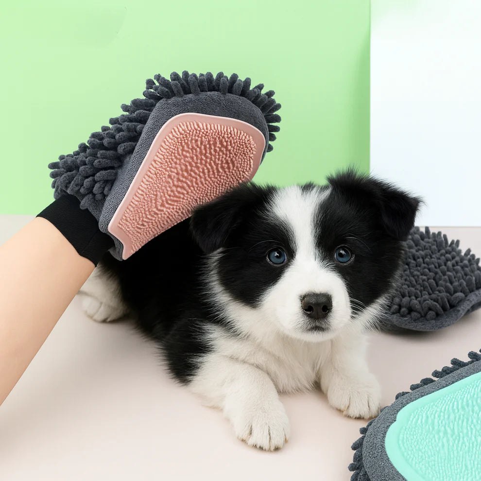 Soft Silicone Cat Grooming & Bathing Glove